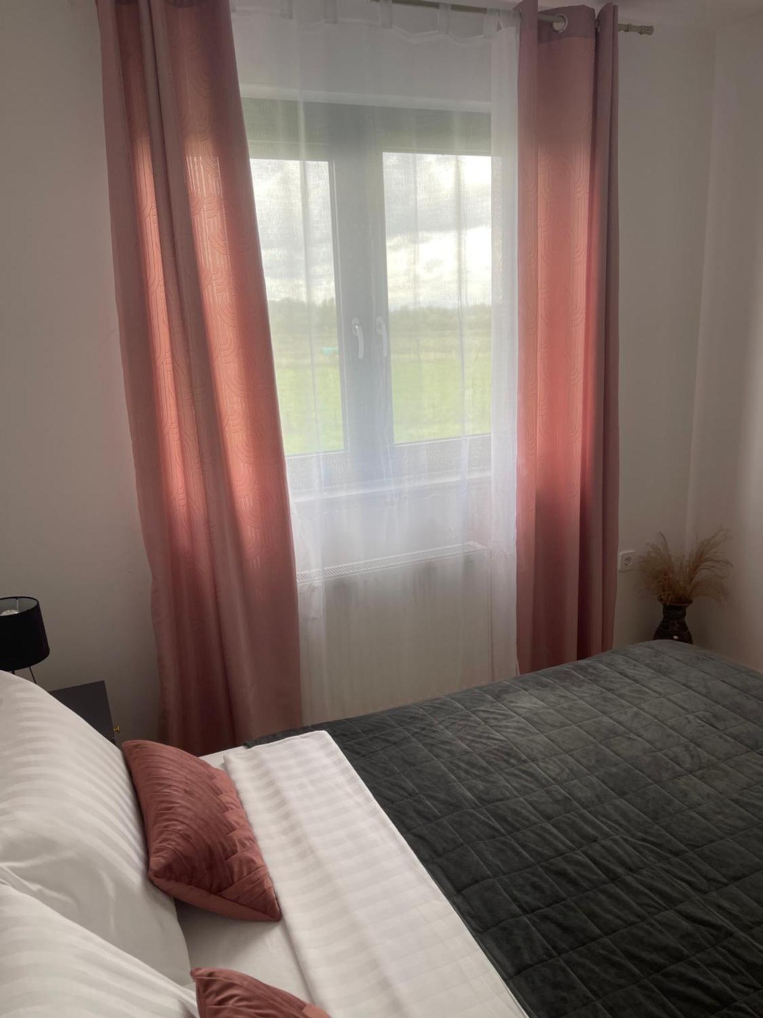 Luna,Central,Self-Check In,Ac,Wi-Fi, Washer,Free Parking Zaprešić Zewnętrze zdjęcie